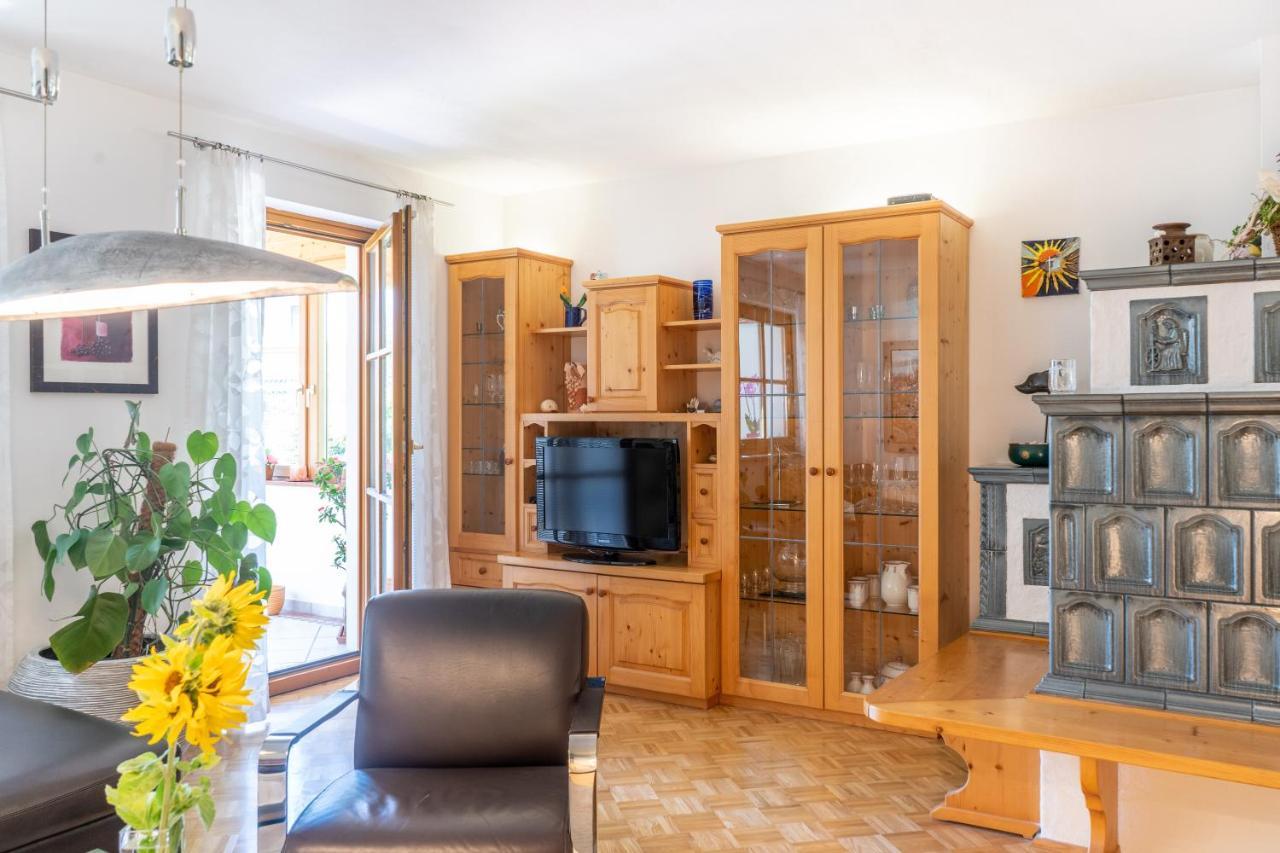 Apartment Salzburg City&Lake Elixhausen Екстер'єр фото